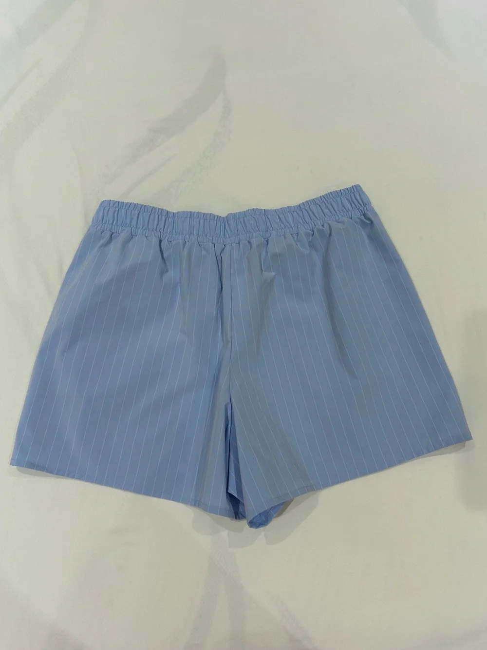 NWT ALO Yoga Pinstripe Daylight Boxer Shorts in Light Provence Blue/ White NWT